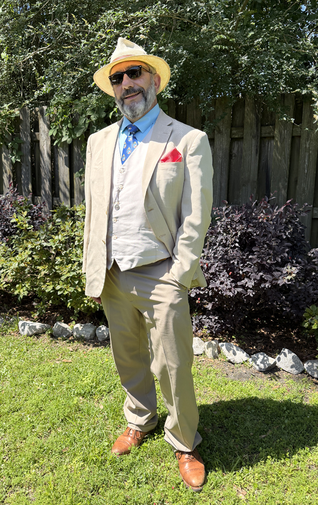 Mike In Sunday Best - 2120426
